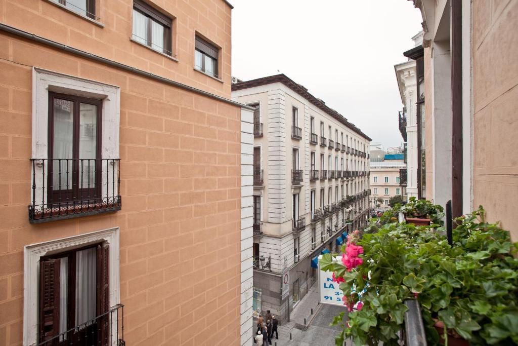 Hostal A Nuestra Senora De La Paloma Madrid Værelse billede